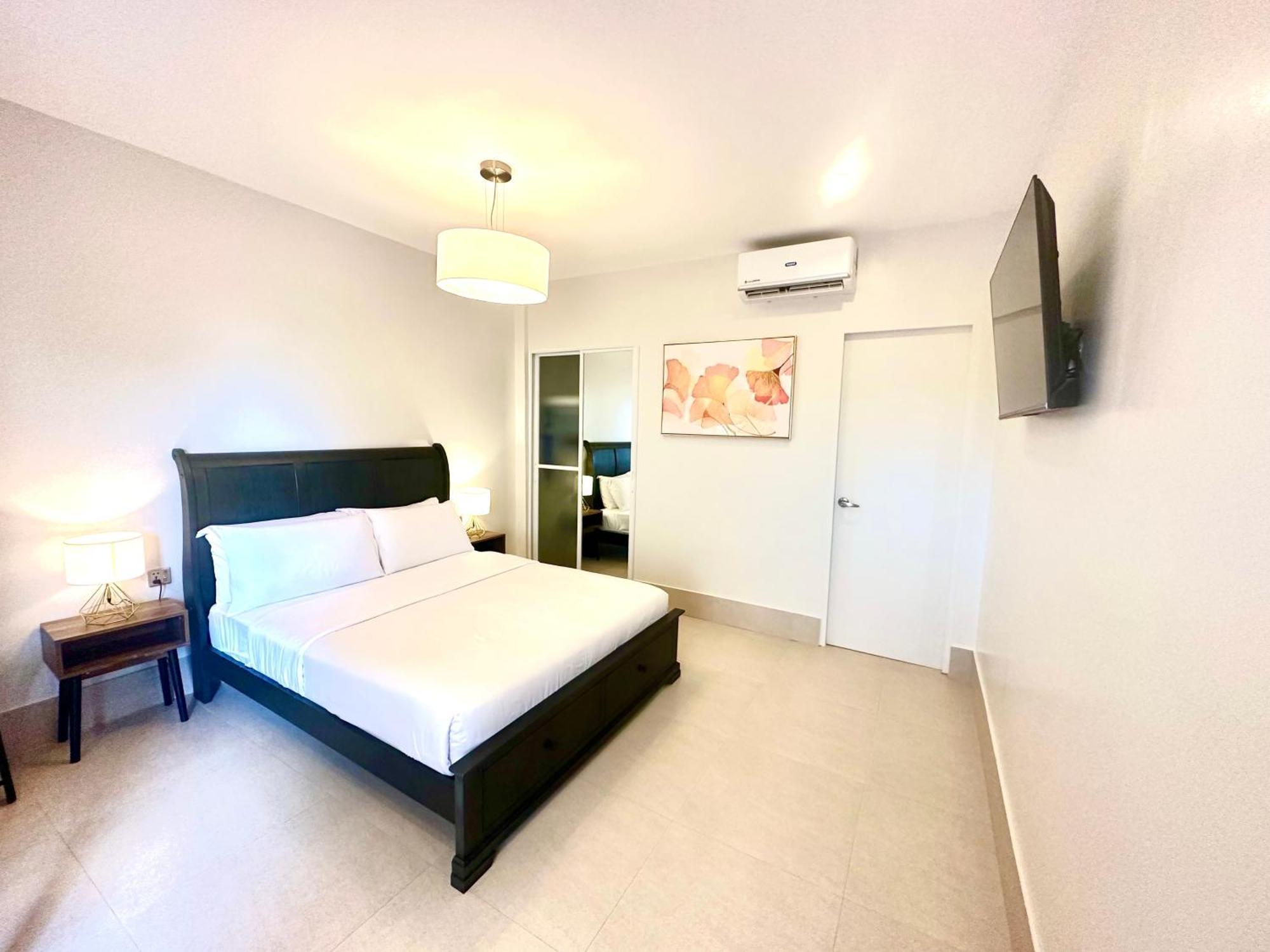 Harman Suites Moalboal Exteriör bild